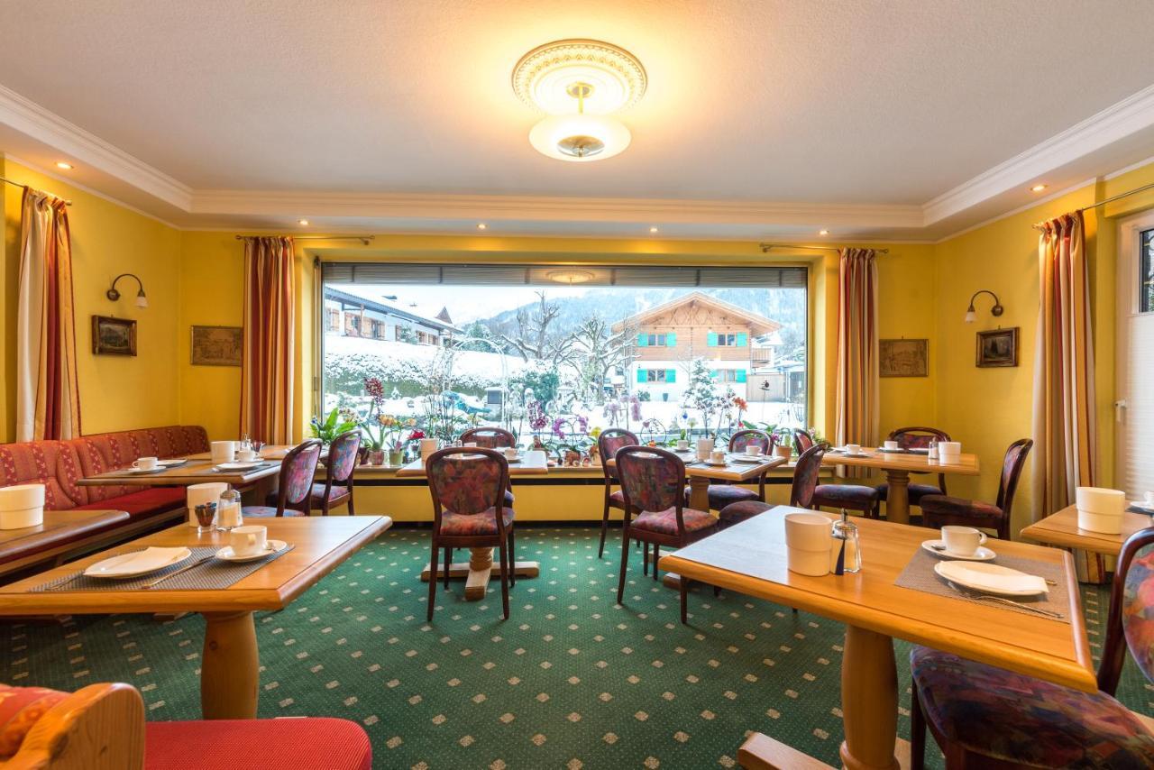 Hotel Garni Almenrausch Und Edelweiss Garmisch-Partenkirchen Esterno foto