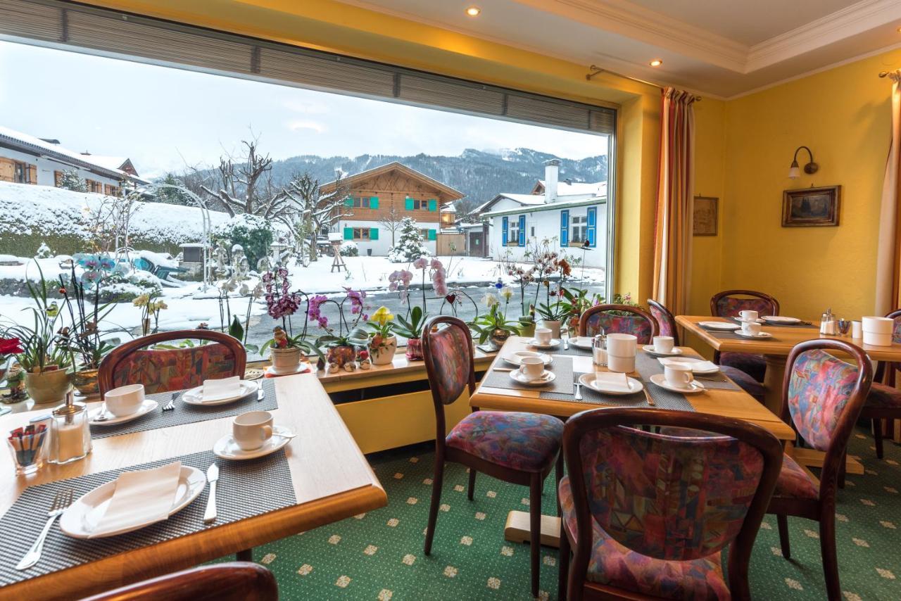 Hotel Garni Almenrausch Und Edelweiss Garmisch-Partenkirchen Esterno foto